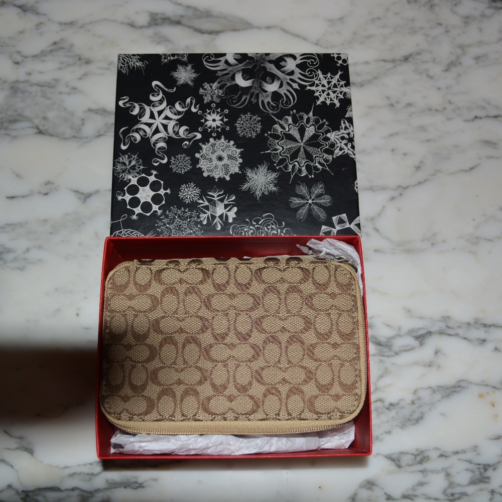 NEW Coach Jewelry box